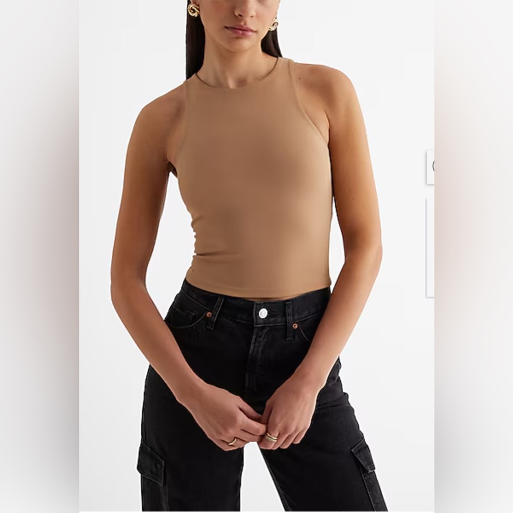 Express Body Contour Cropped High Neck Tank